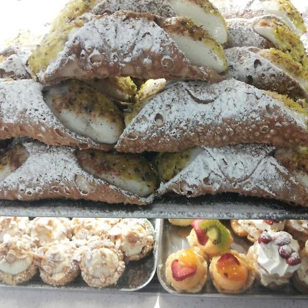 Ursino'S Luxury Bed & Breakfast Catania Exterior photo