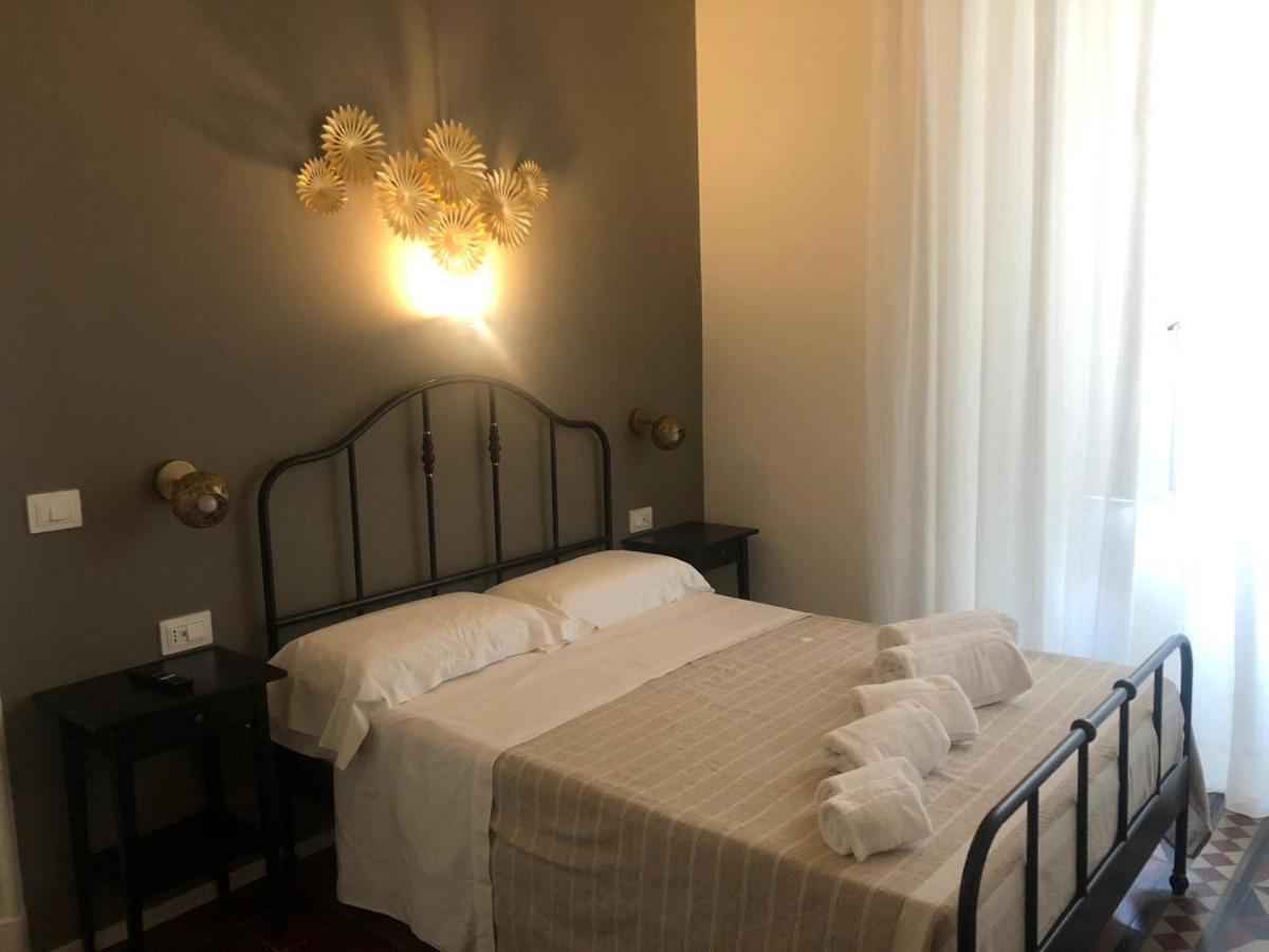Ursino'S Luxury Bed & Breakfast Catania Exterior photo